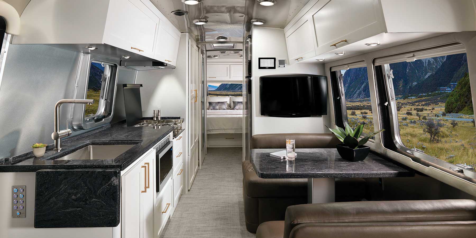 2021 Airstream Classic Interior