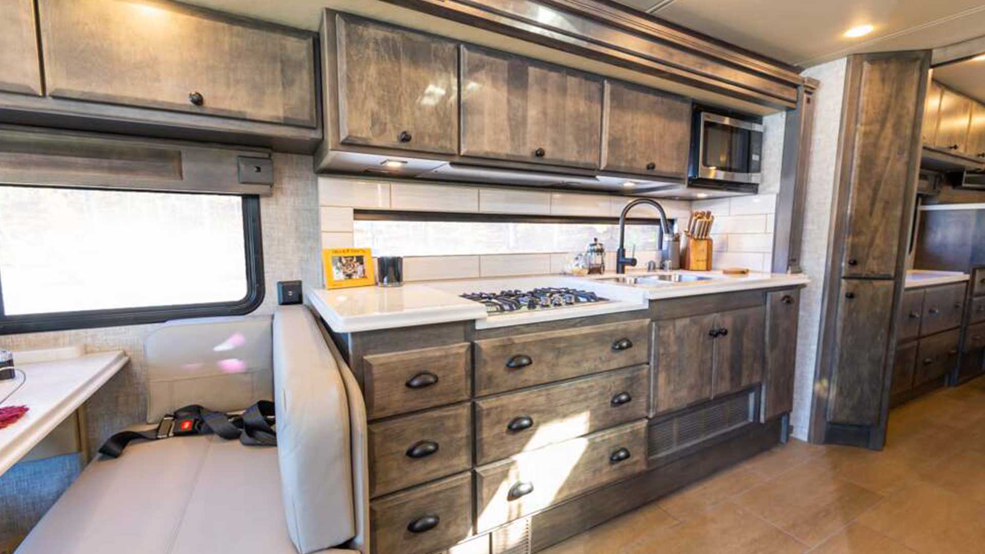 23 Allegro Breeze Galley