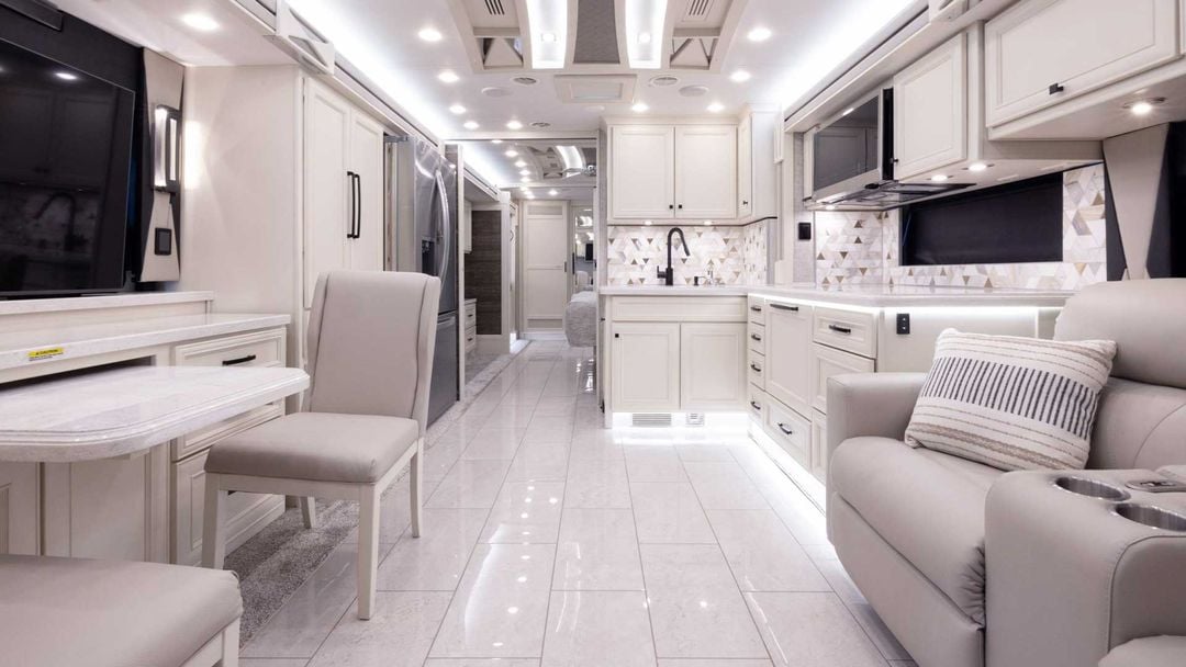 Tiffin Allegro Bus Motorhome | North Trail RV Center