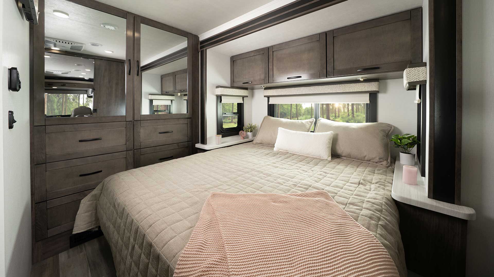 Alante Bed