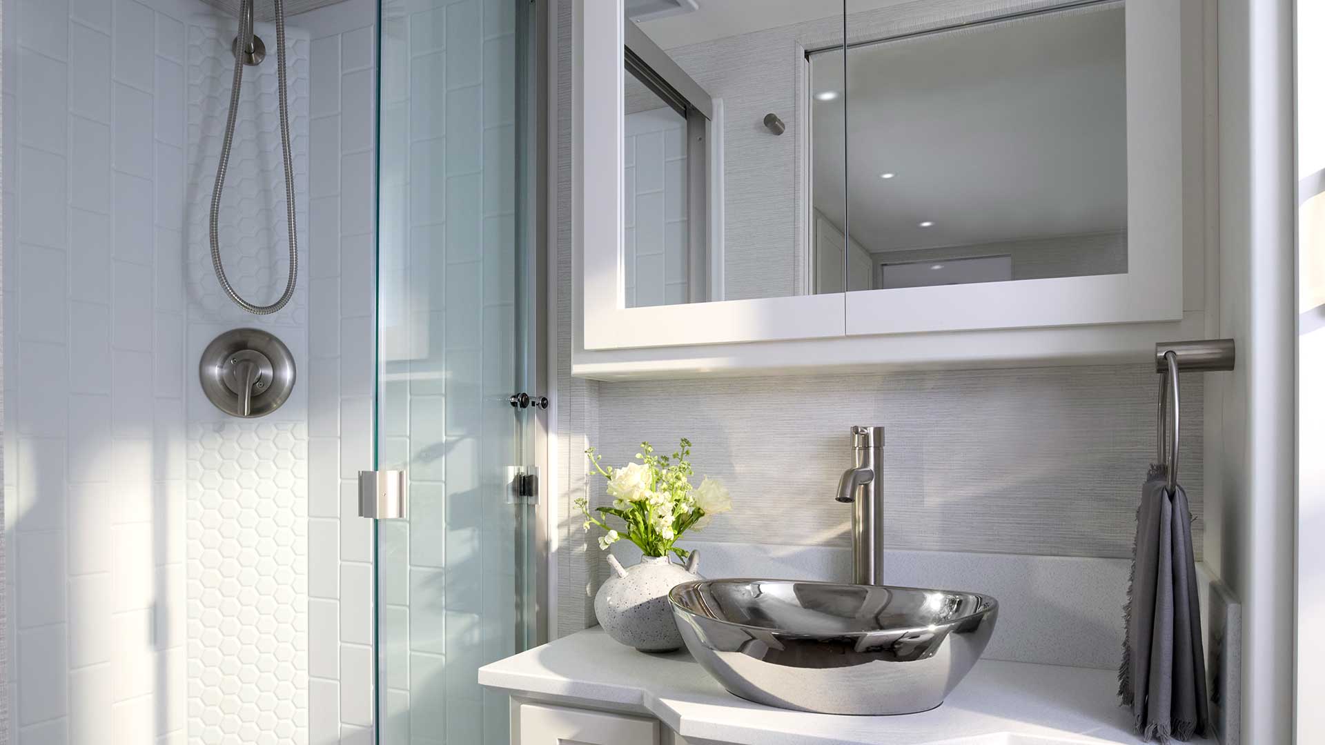 Bay Star Bath
