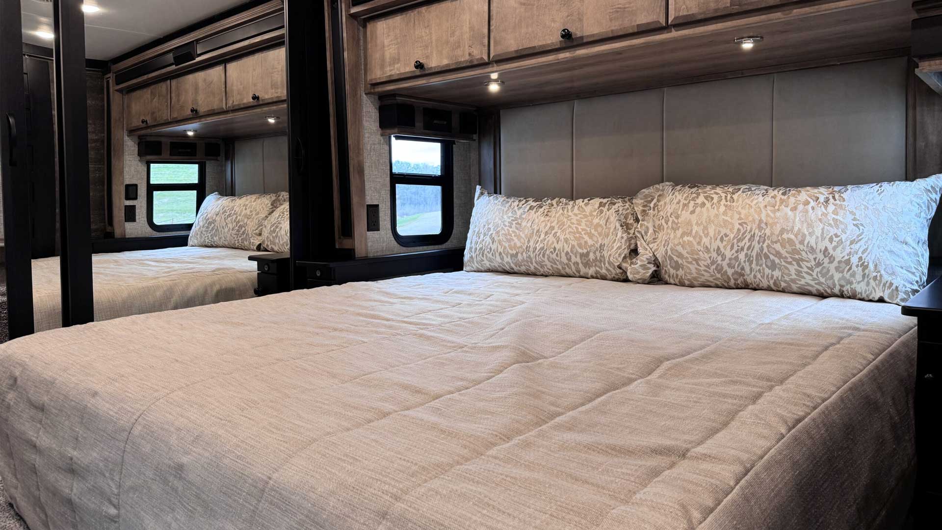 Allegro Breeze Bed