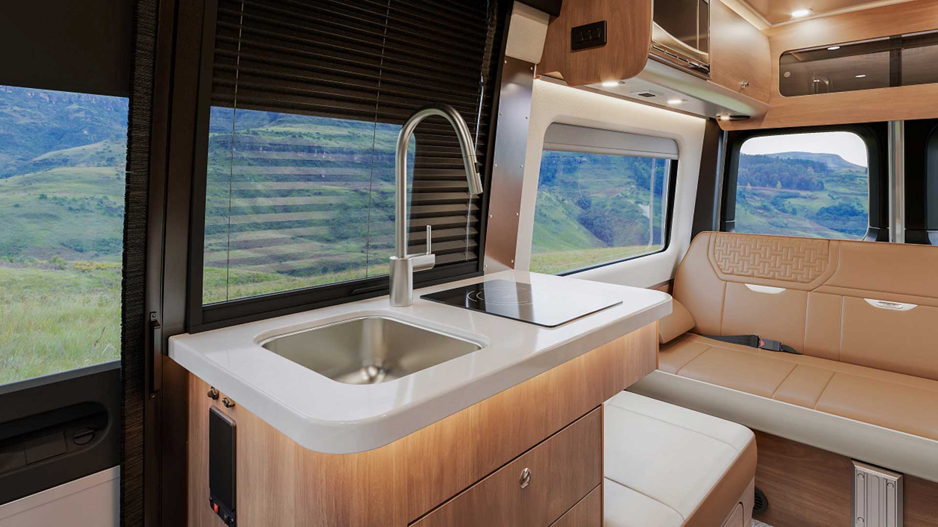 Interstate 19GT Galley