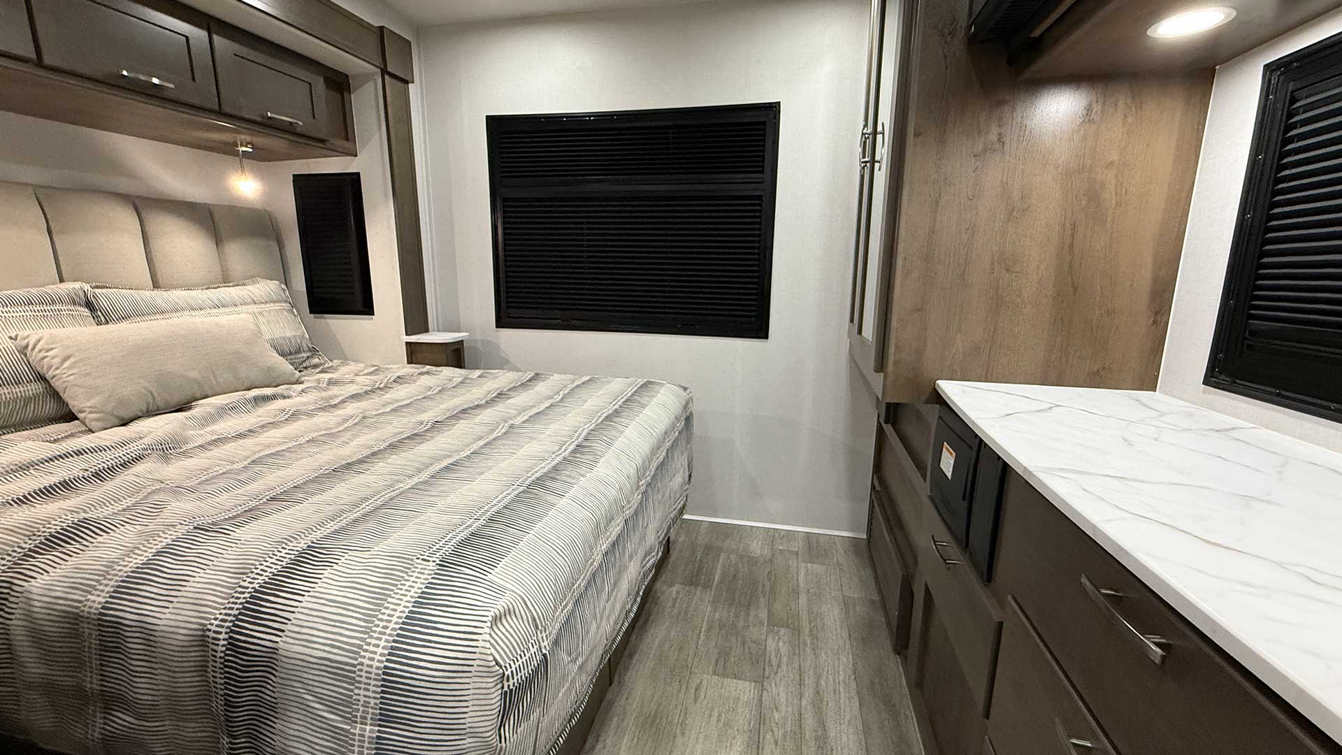 model gallery images 2026 isata6 bed