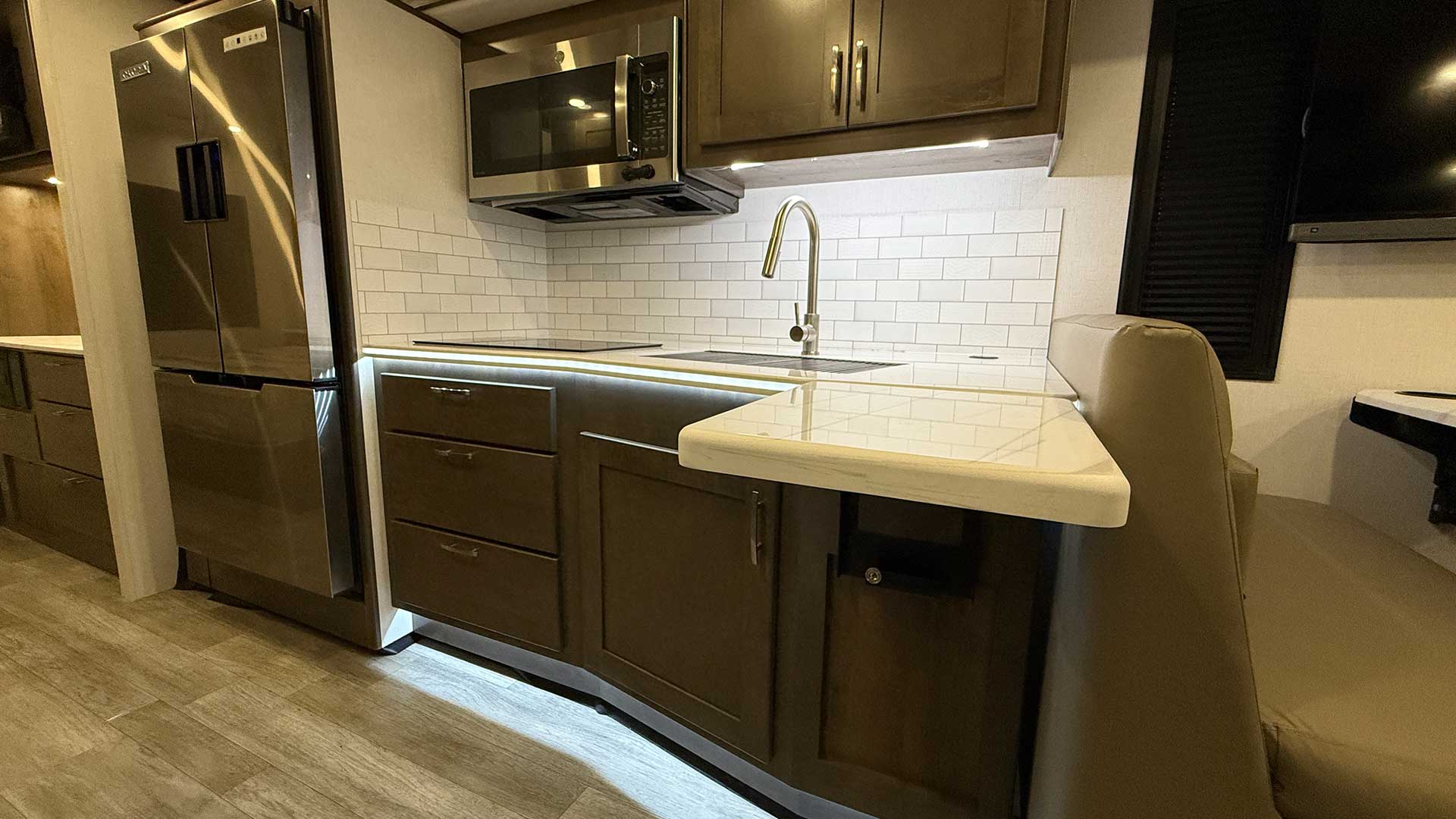 model gallery images 2026 isata6 galley