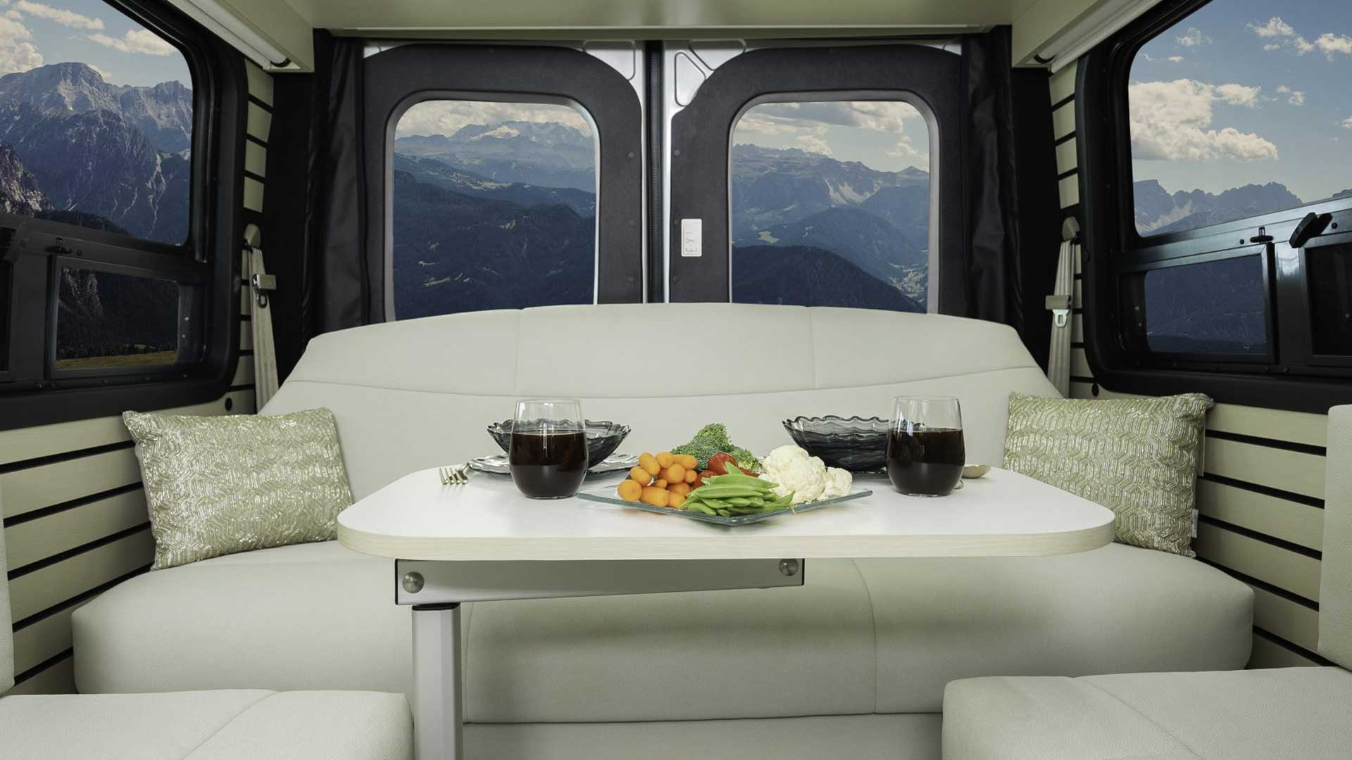 Plateau Sofa & Table