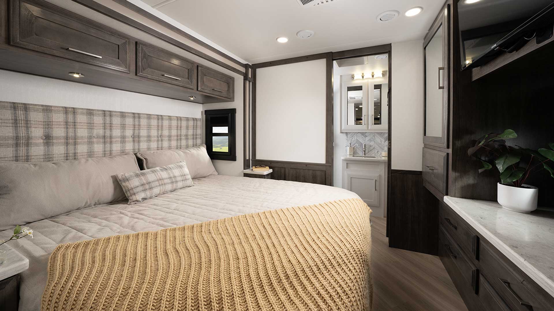 model gallery images 2026 precept prestige bed