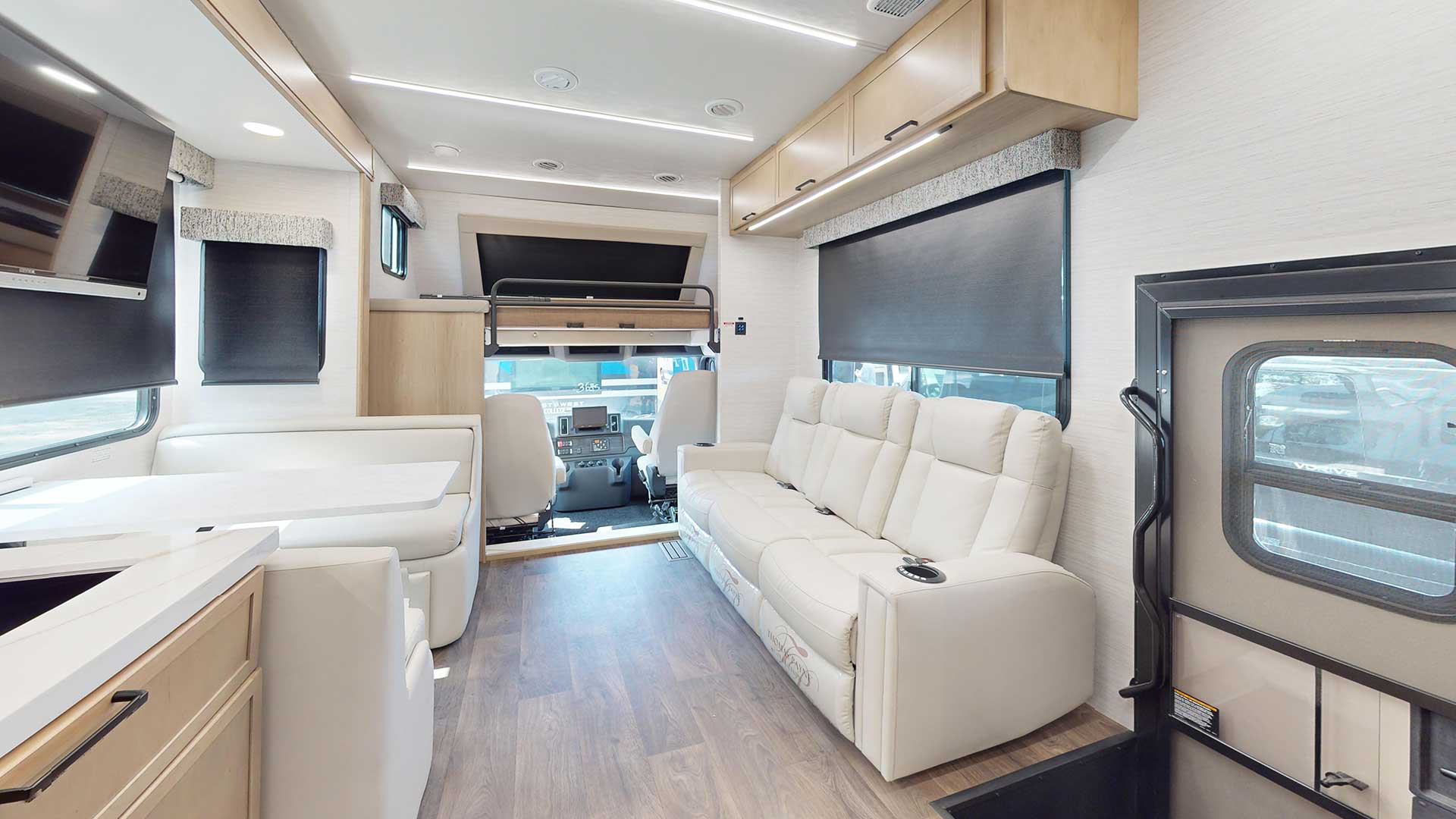 model gallery images 2027 europa s seating