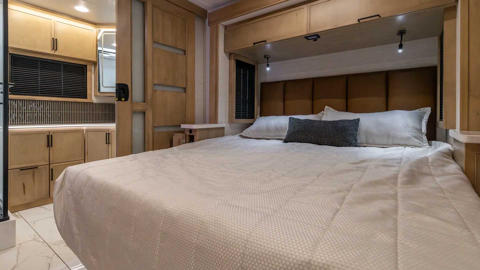 model gallery images 2027 grand sport bed