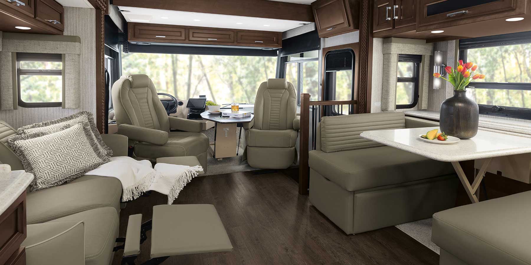 2024 Bay Star Interior