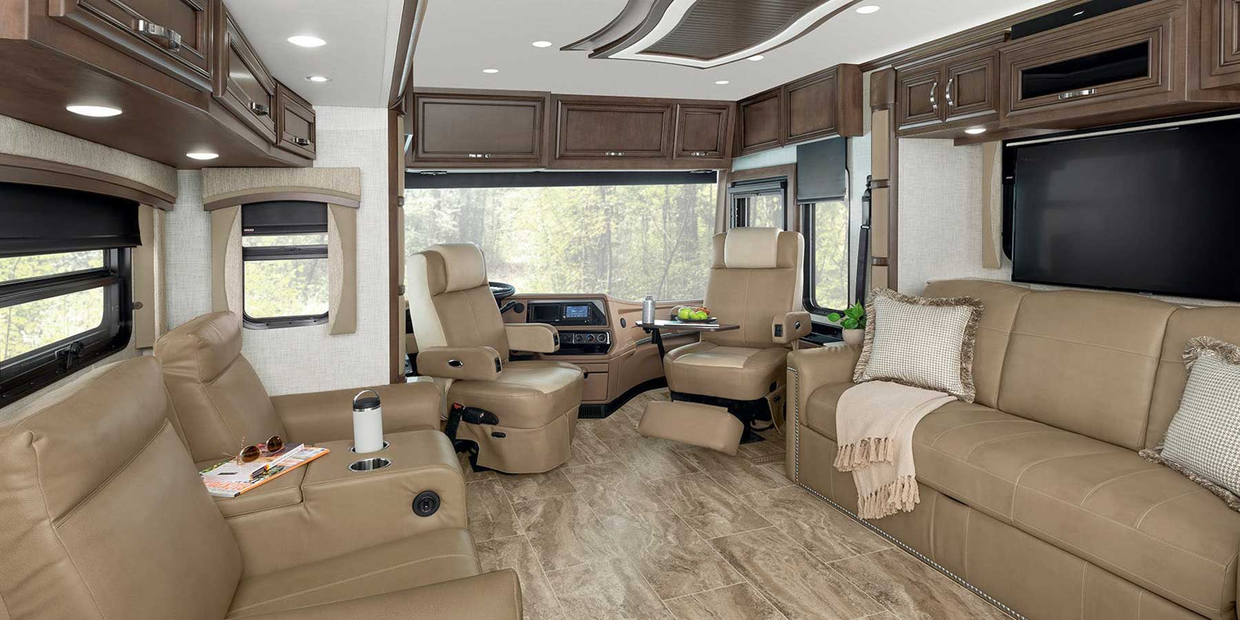 2021 Newmar Kountry Star Interior