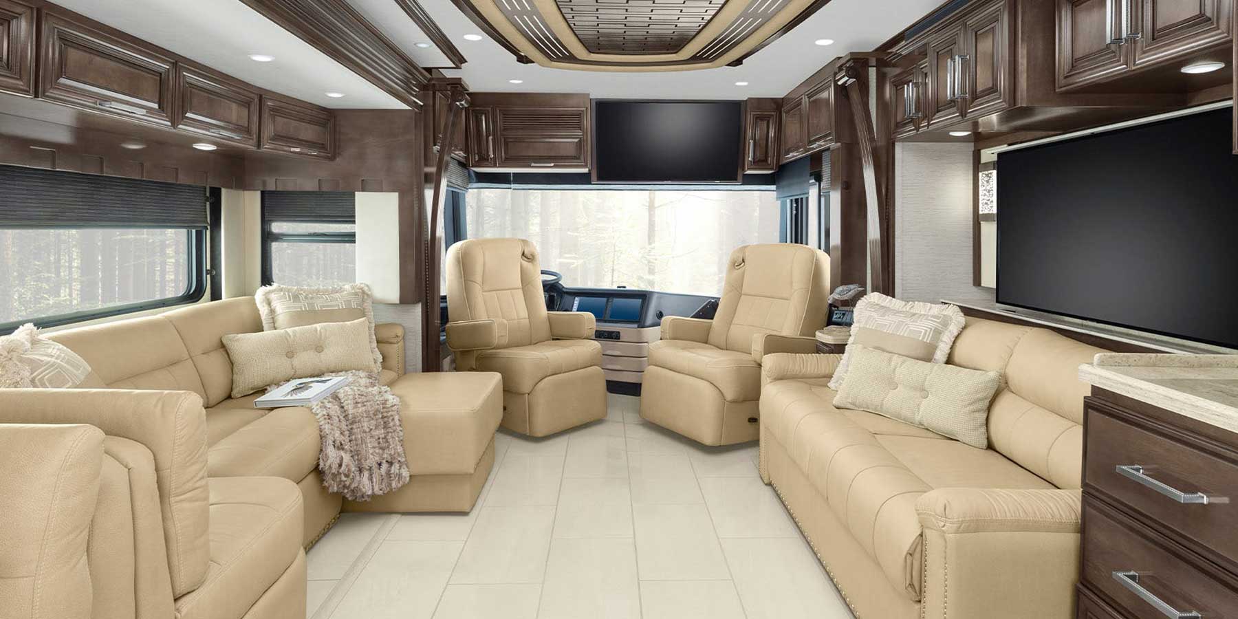 2021 Newmar London Aire Interior