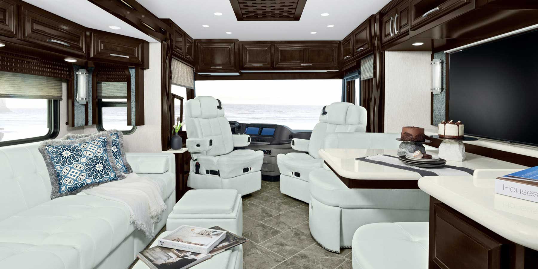 2021 Newmar New Aire Interior